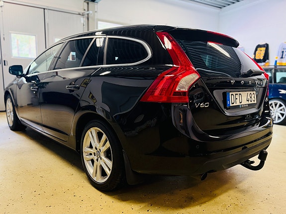 Volvo V60 6 of 22