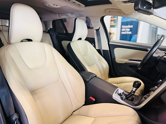 Volvo V60 21 of 22