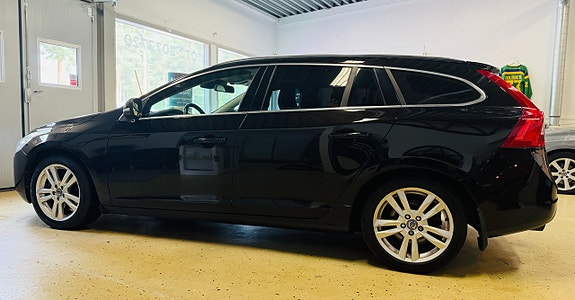 Volvo V60 5 of 22