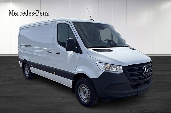 Mercedes-Benz Sprinter 311 2 of 10
