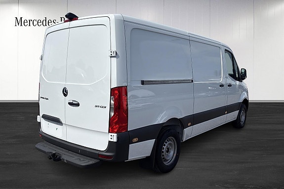 Mercedes-Benz Sprinter 311 3 of 10