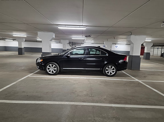 Volvo S80 8 of 13