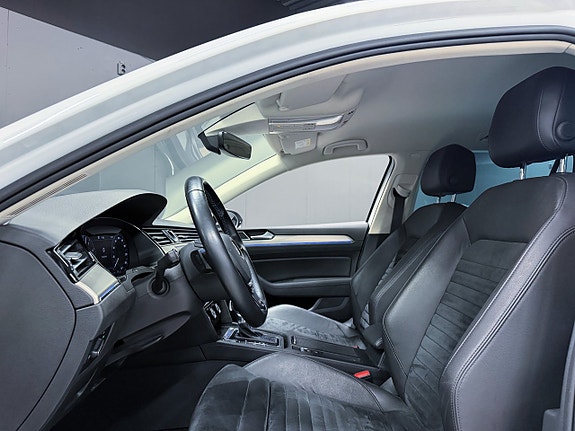 Volkswagen Passat 11 of 21
