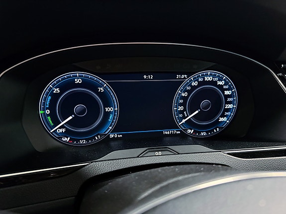 Volkswagen Passat 21 of 21