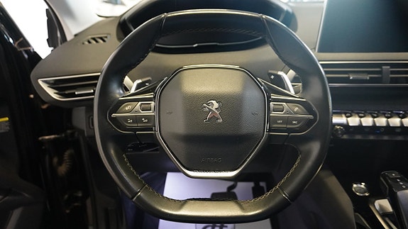 Peugeot 3008 13 of 23