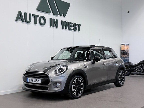 MINI Cooper 2 of 19