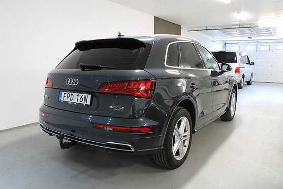 Audi Q5 4 of 17