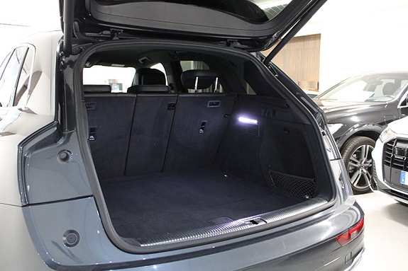Audi Q5 6 of 17