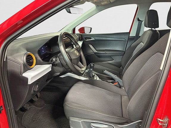 Seat Arona 9 of 23