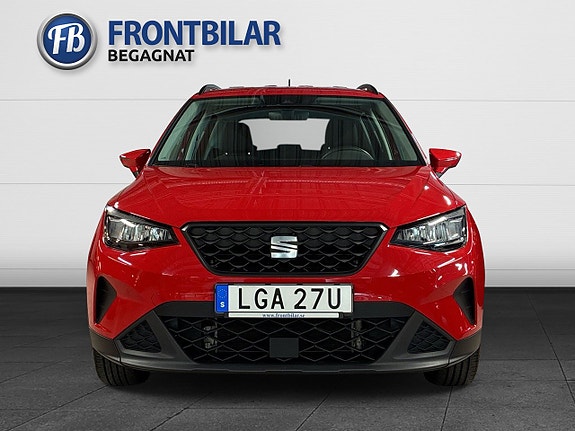 Seat Arona 2 of 23