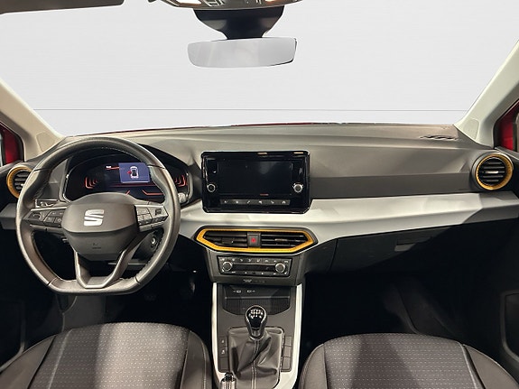 Seat Arona 11 of 23