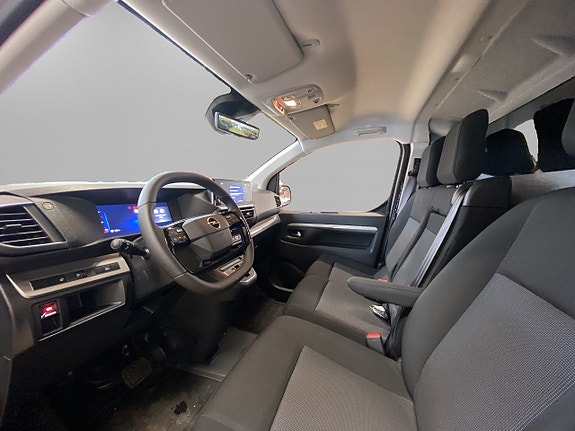 Opel Vivaro 8 of 27