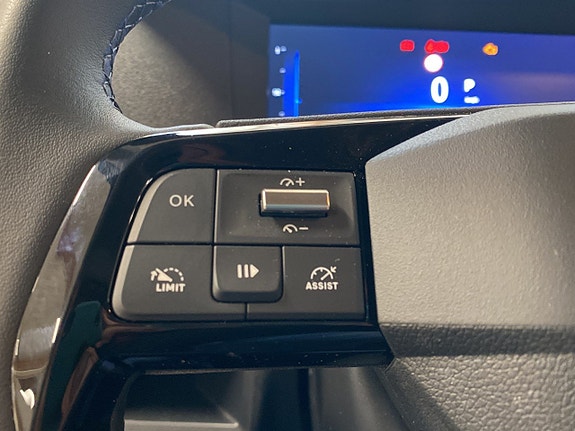 Opel Vivaro 24 of 27