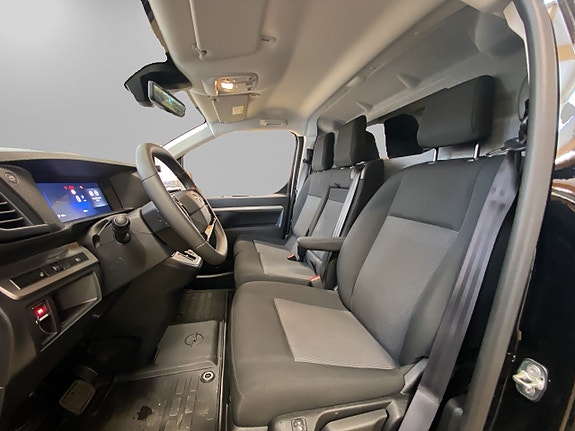 Opel Vivaro 9 of 27