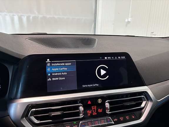 BMW 330e 16 of 23