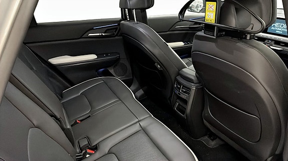 Kia EV5 3 of 17