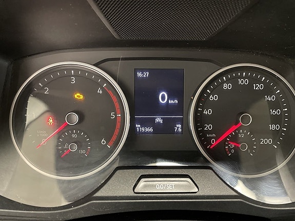 Volkswagen Crafter 21 of 21