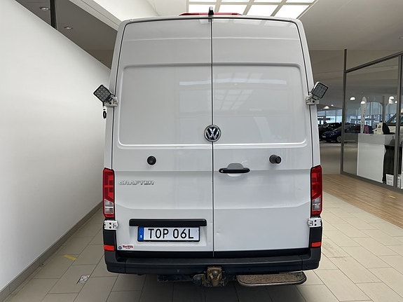 Volkswagen Crafter 11 of 21