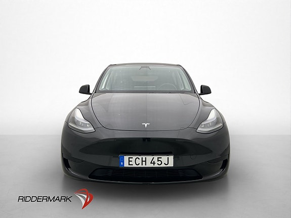 Tesla Model Y 3 of 30