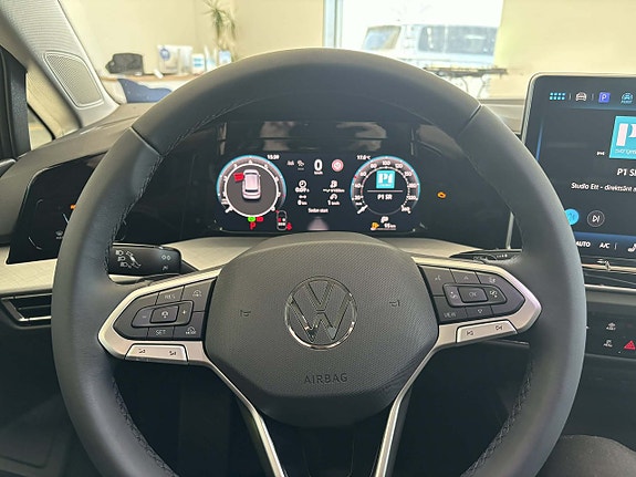 Volkswagen Golf I 9 of 13