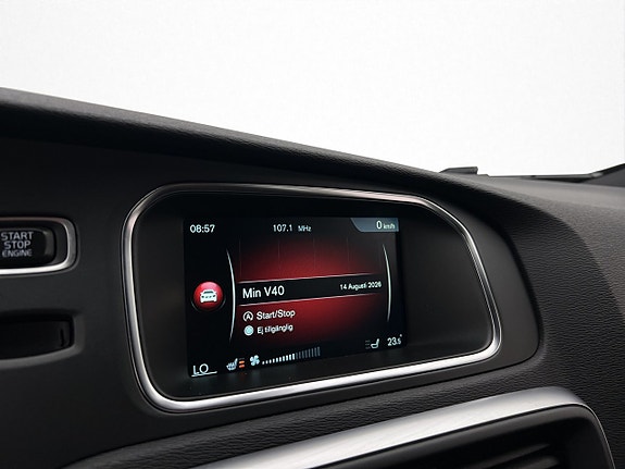 Volvo V40 19 of 30