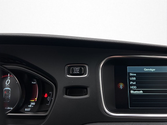 Volvo V40 16 of 30
