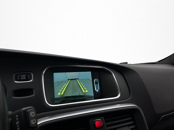 Volvo V40 17 of 30