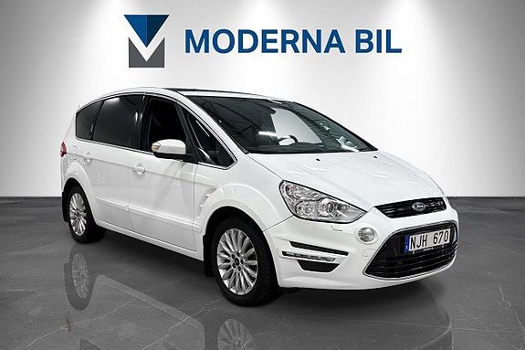 Ford S-MAX 8 of 24