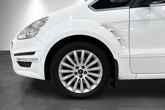 Ford S-MAX 2 of 24