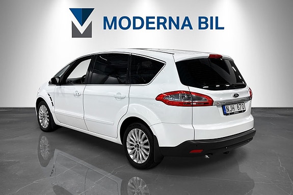 Ford S-MAX 4 of 24