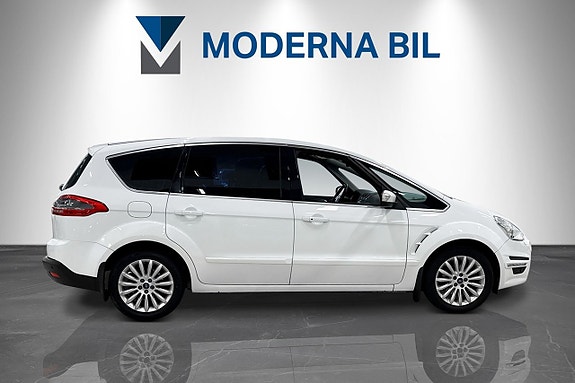 Ford S-MAX 7 of 24