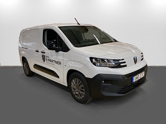 Peugeot e-Partner 3 of 24