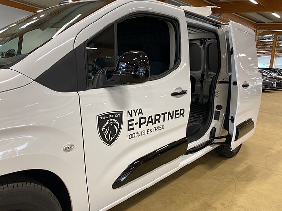 Peugeot e-Partner 20 of 24