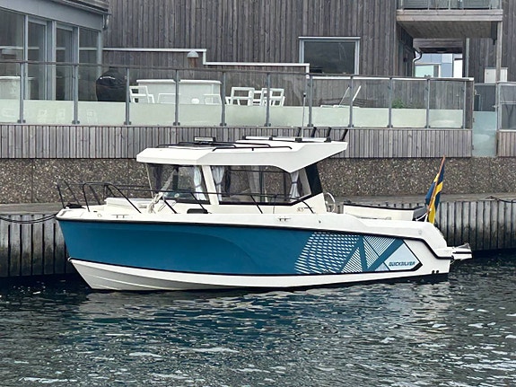Quicksilver 805 Pilothouse