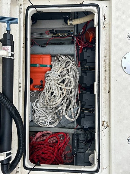 Quicksilver 805 Pilothouse 10 of 11