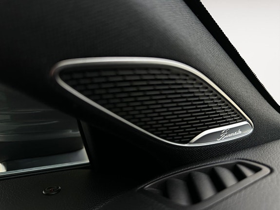 Mercedes-Benz A250 e 24 of 26