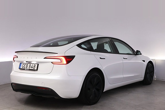 Tesla Model 3 5 of 27