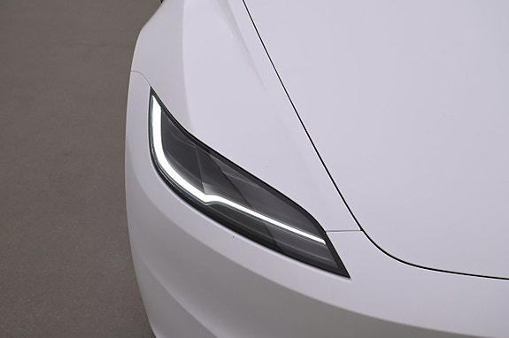 Tesla Model 3 26 of 27