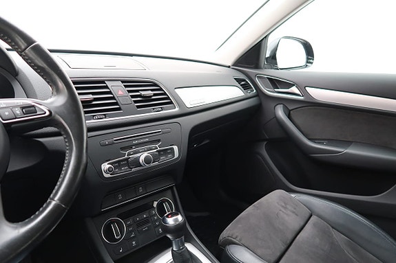 Audi Q3 11 of 15
