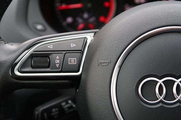 Audi Q3 9 of 15