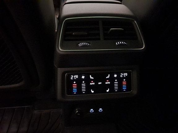 Audi Q8 18 of 20