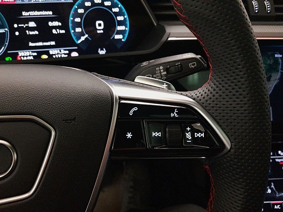 Audi Q8 14 of 20
