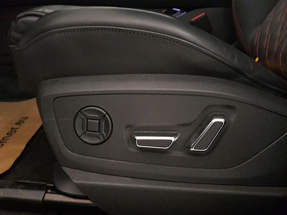 Audi Q8 16 of 20