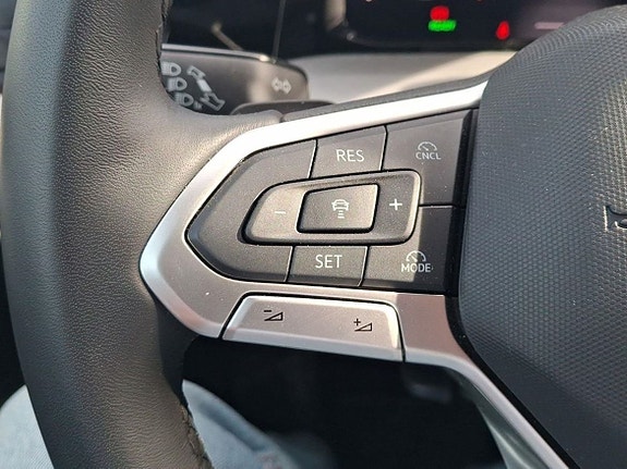 Volkswagen Golf I 19 of 23
