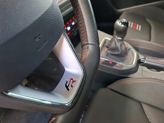 Seat Ibiza 12 of 16