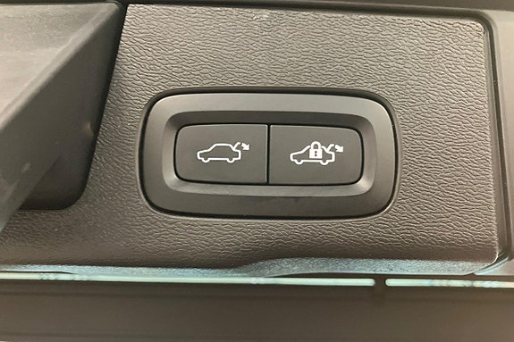 Volvo XC60 24 of 29