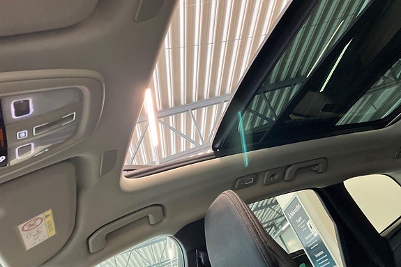 Volvo XC60 20 of 29