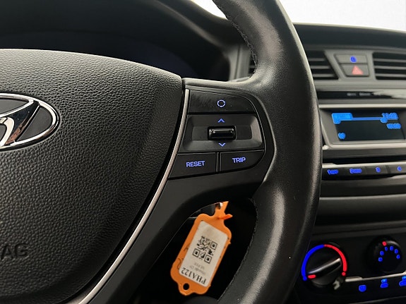 Hyundai i20 12 of 22