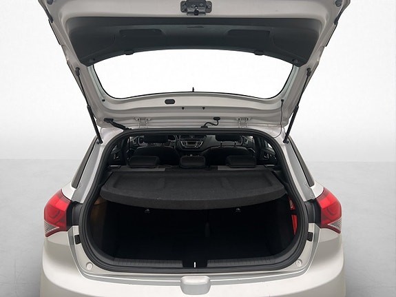 Hyundai i20 18 of 22