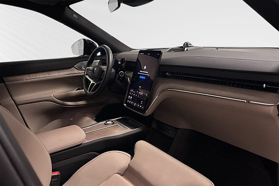 Volvo EX90 6 of 14